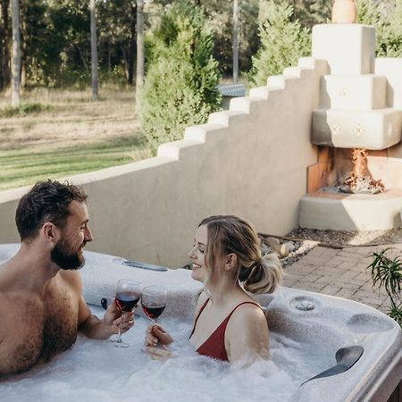 Casa La Vina Pokolbin - Romantic Villas With Outdoor Hot Tubs And Fireplaces Exterior photo