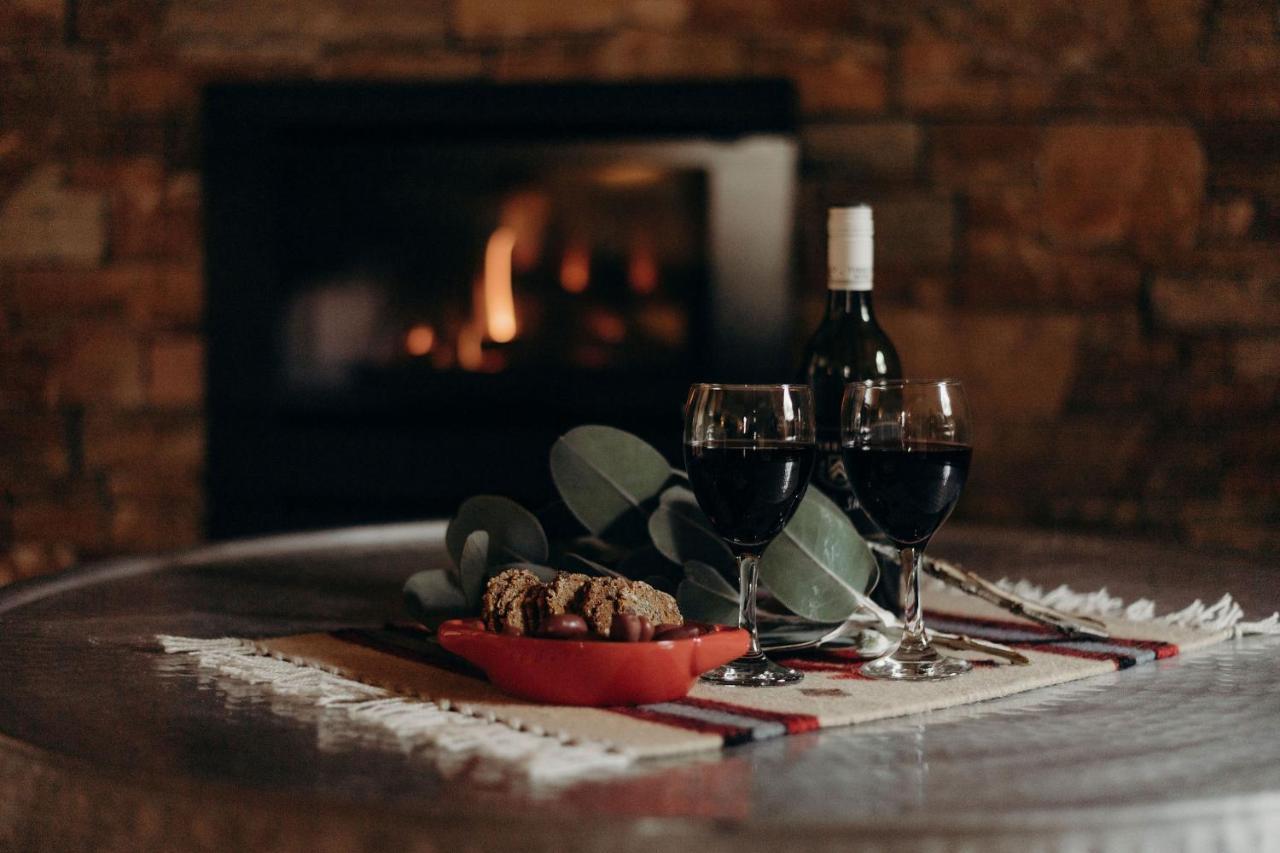 Casa La Vina Pokolbin - Romantic Villas With Outdoor Hot Tubs And Fireplaces Exterior photo